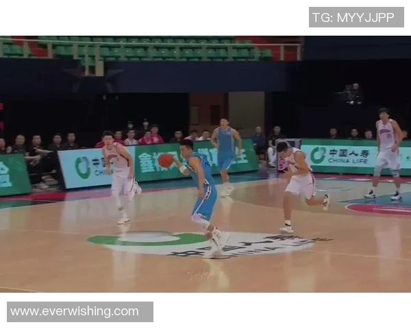 CBA北京首钢与上海队激战比分揭晓精彩瞬间回顾