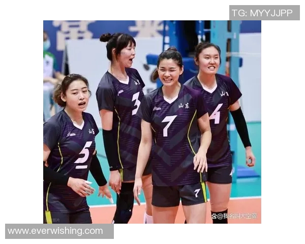 八一女排迎战山东队决战赛场展现巾帼风采与拼搏精神